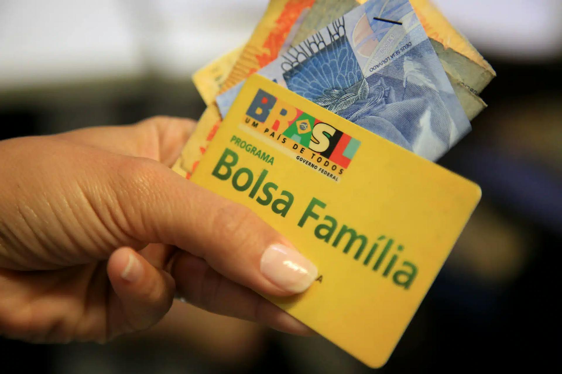 Bolsa Família 2021: Caixa divulga calendário de pagamentos