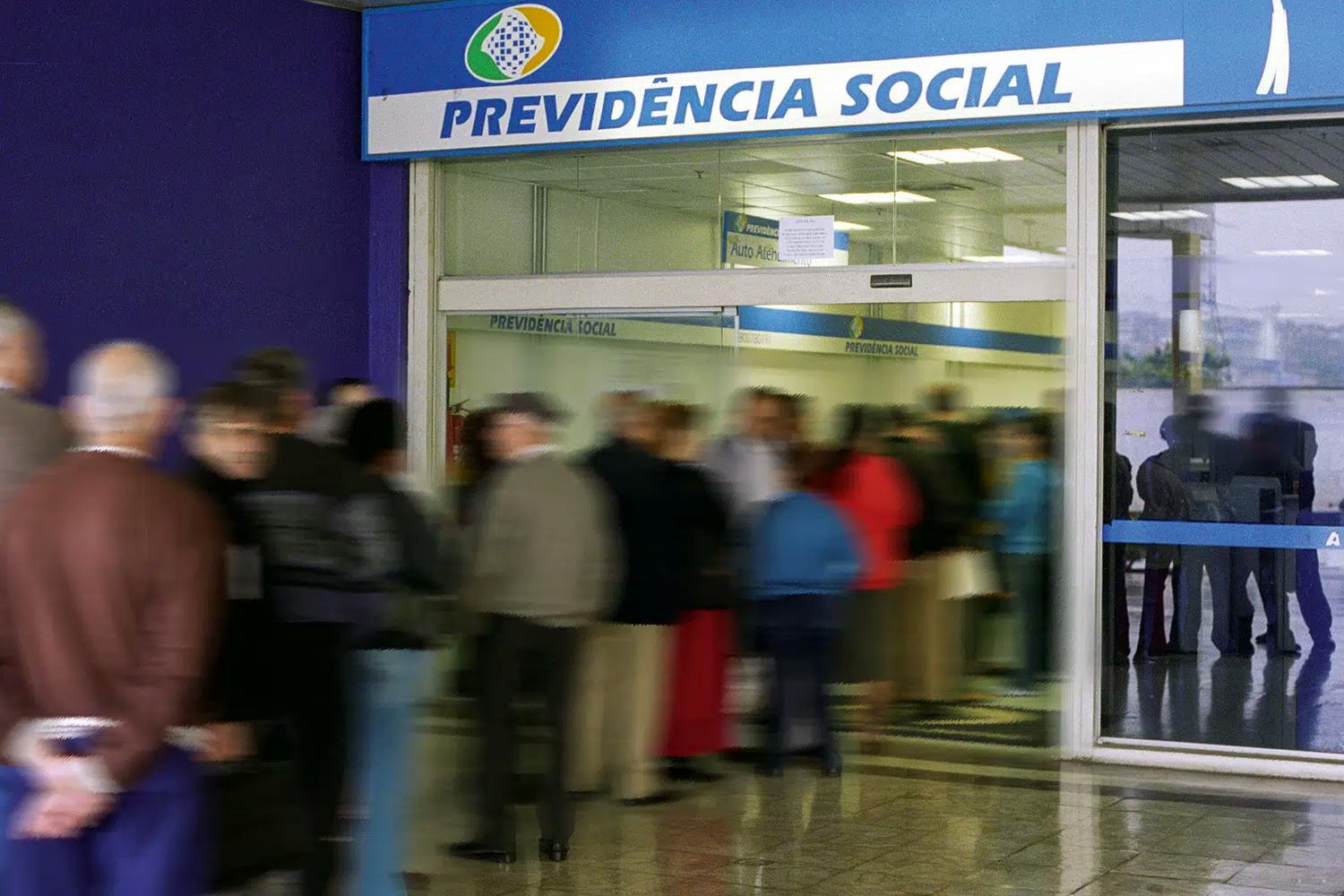 fila do INSS na previdência social