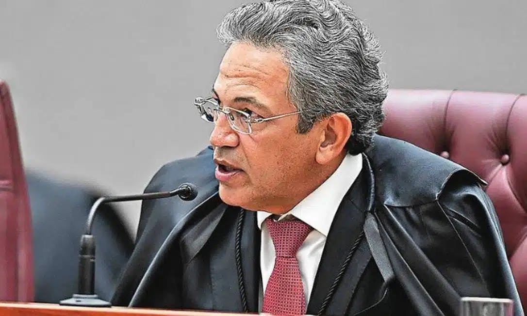 Ministro do STJ determina reposição de horas das greves dos peritos